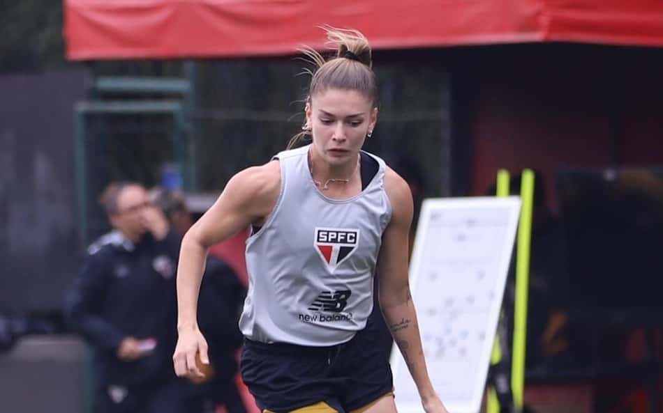 Carol Gil, zagueira do São Paulo, é convocada para Seleção