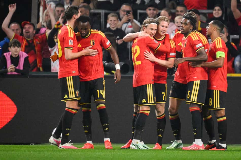 Kevin De Bruyne comemora o gol da Bélgica sobre a Turquia na Liga das Nações (Foto: John Thys / AFP)