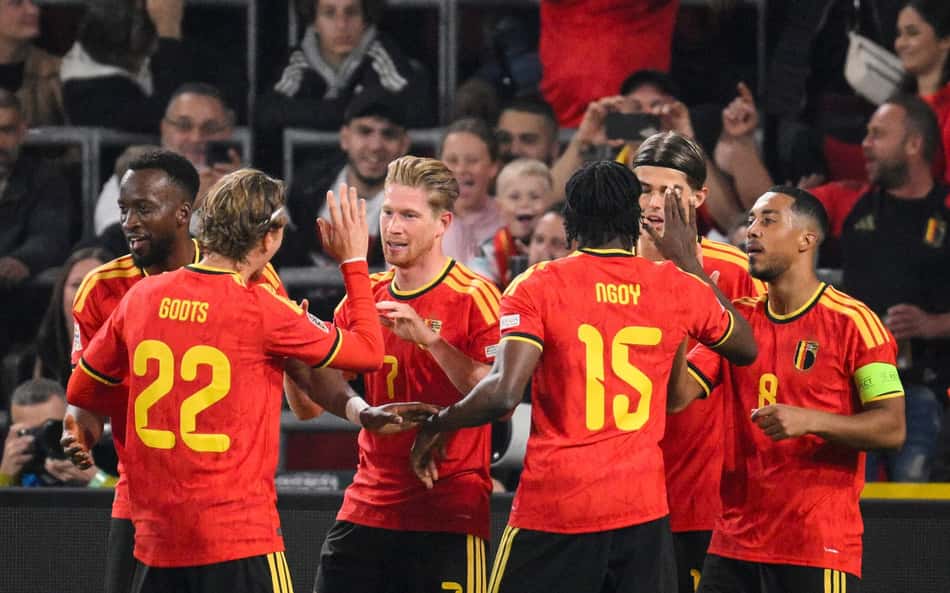 Kevin De Bruyne comemora o gol da Bélgica sobre a Turquia na Liga das Nações (Foto: John Thys / AFP)