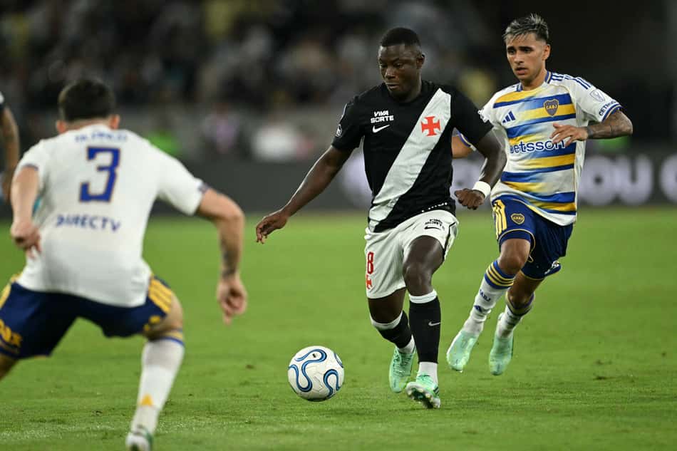 Marino em campo na partida entre Vasco e Sul-Americana