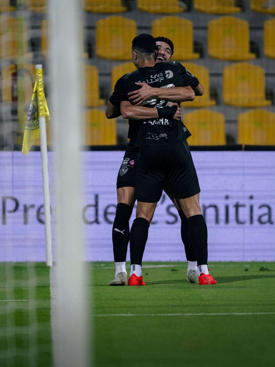 Matheus Saldanha comemora gol na goleada por 4 a 0 do Al Wasl pela Copa da Liga dos Emirados (Foto: Divulgação)