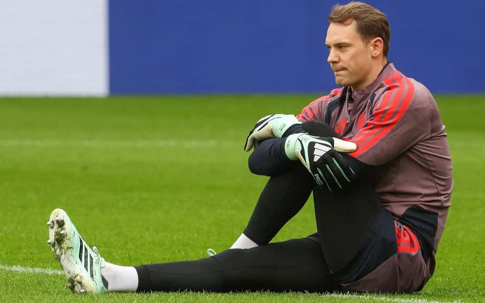 Neuer comete falha bizarra e sofre gol com cinco segundos de jogo; veja