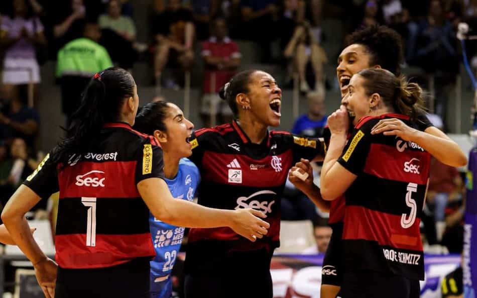 Sesc RJ Flamengo comemora vitória na estreia da Superliga de vôlei 2026/27