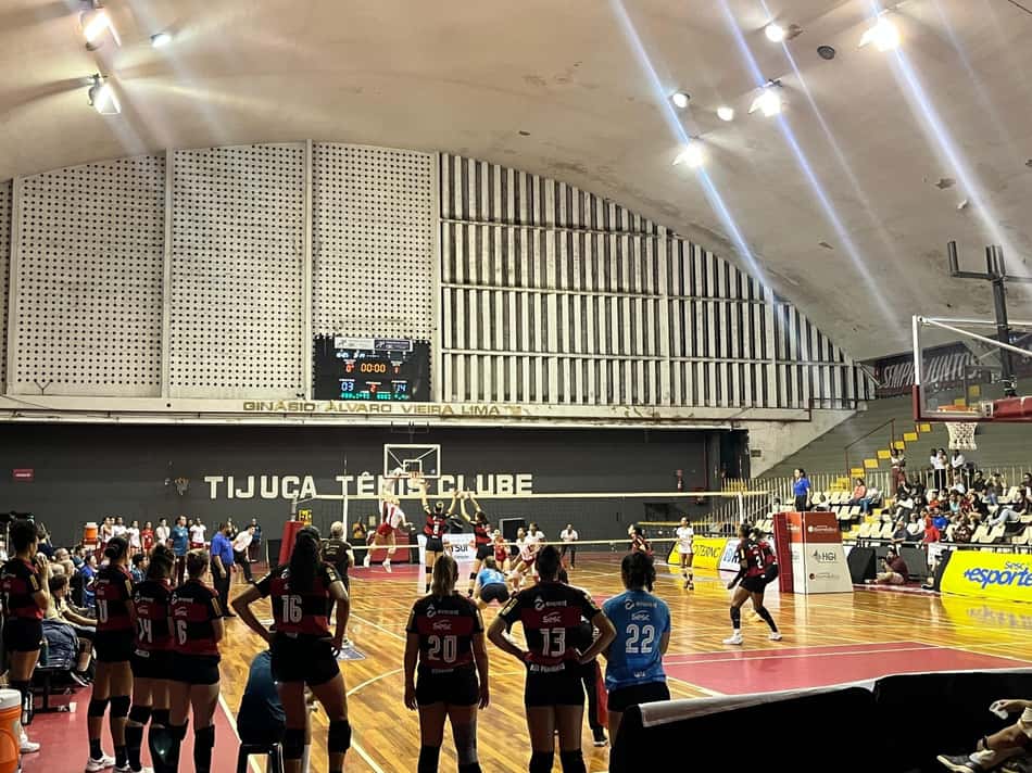Sesc RJ Flamengo x Tijuca na abertura do Carioca feminino de vôlei 2026