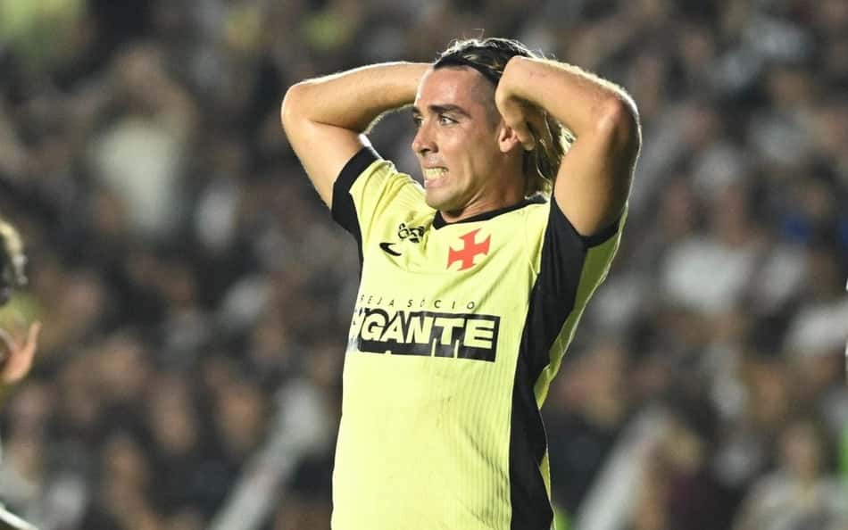 Spinelli lamenta chance perdida em Vasco x Remo