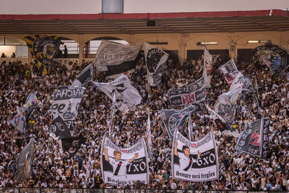 Torcida do Vasco em São Januário
