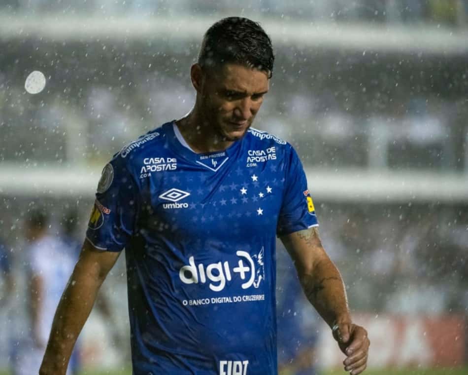 FORA DE CAMPO - Thiago Neves