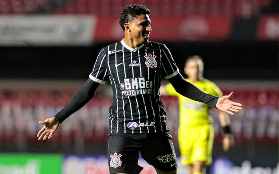 ATUAÇÕES: Vital e Éderson se destacam em classificação do Corinthians