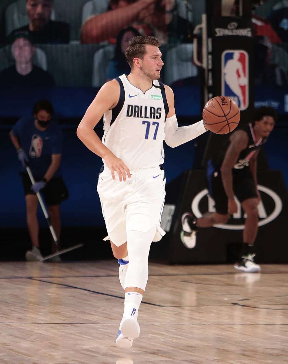 Lance!