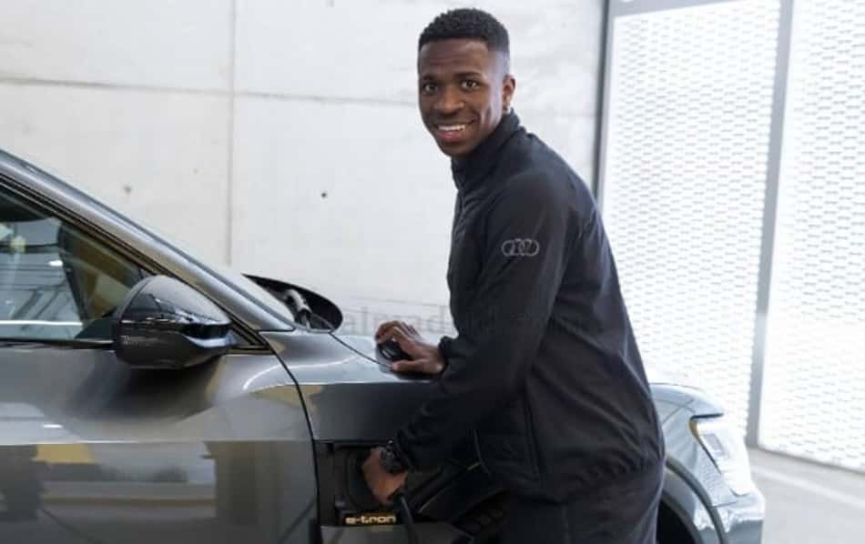 Lance!