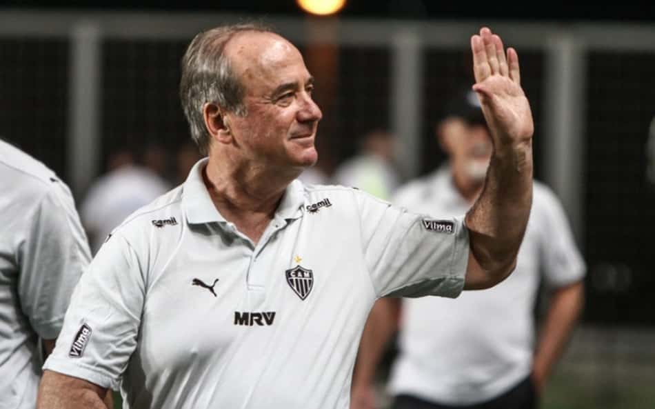 Levir não quer mais times do Brasil: veja técnicos brasileiros que estão em clubes do exterior