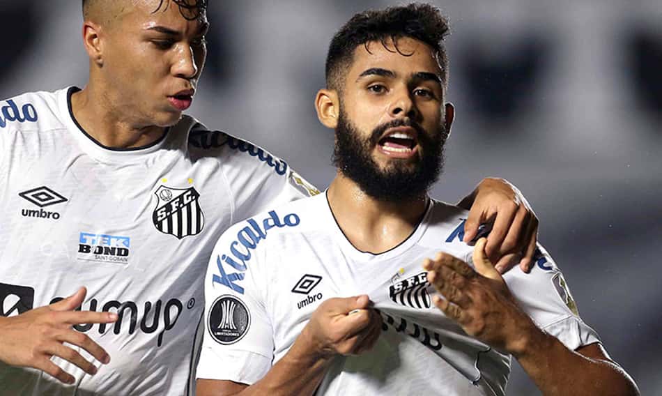 ATUAÇÕES: Felipe Jonatan brilha com golaço em vitória do Santos