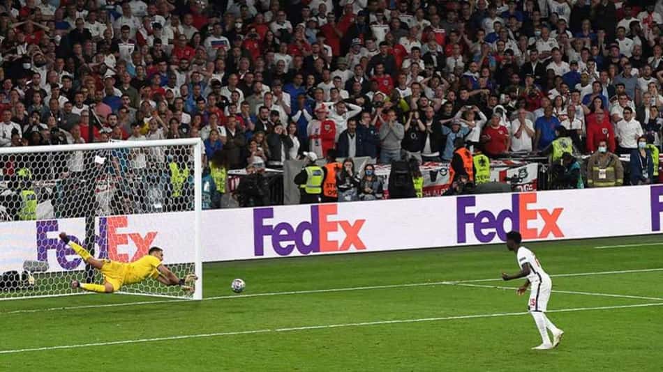 ATUAÇÕES: Donnarumma pega dois pênaltis e é o herói da Itália campeã da Eurocopa