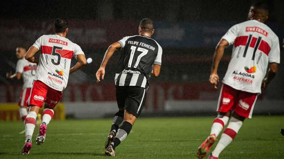 ATUAÇÕES: Rafael Navarro ‘briga’ pelo gol e recebe a maior nota do Botafogo na derrota para o CRB