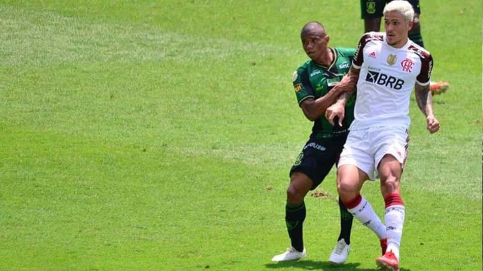 ATUAÇÕES: Flamengo não consegue ser efetivo e cede o empate no fim; Renê falha e tem a pior nota do rubro-negro