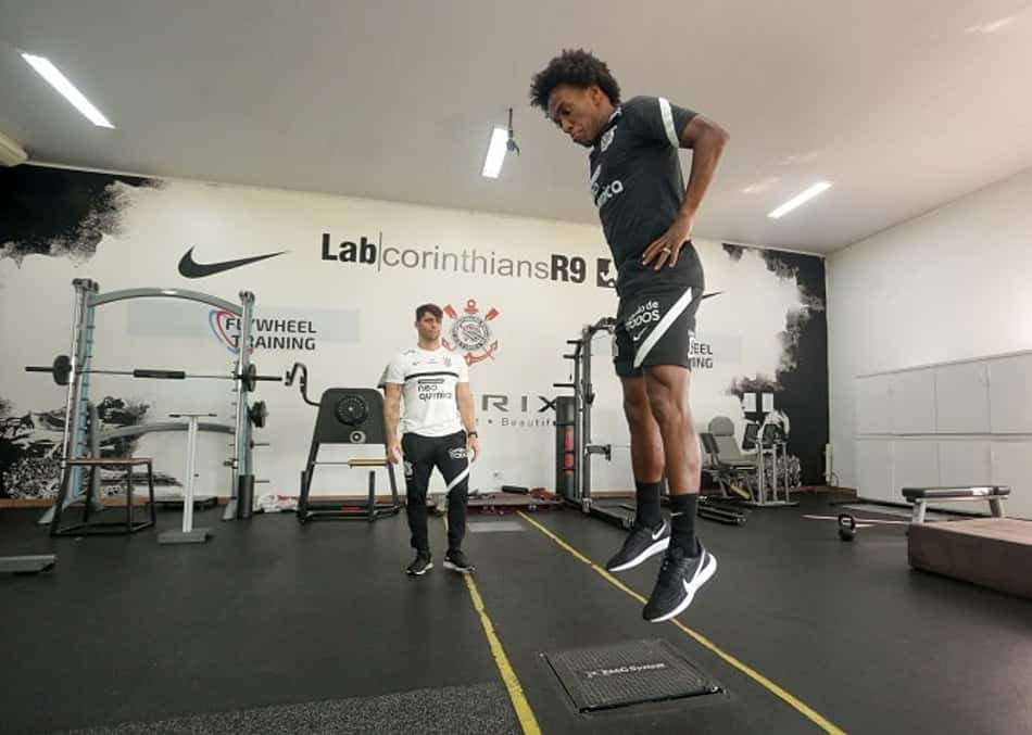 Lance!