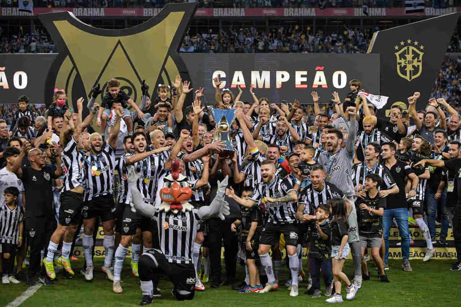 GALERIA: Veja 10 momentos do Brasileirão 2021 em fotos marcantes