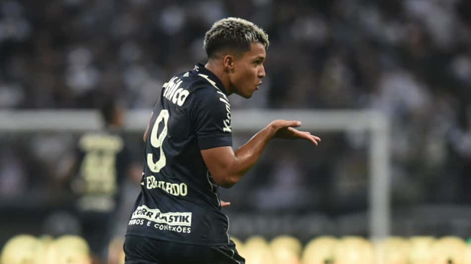 ATUAÇÕES: Matador, Marcos Leonardo brilha e é o melhor do Santos no clássico