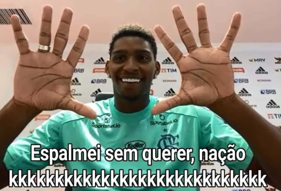Falhas de Hugo e Godín, Nathan Silva de goleiro… Veja os memes de Atlético-MG x Flamengo na Supercopa do Brasil