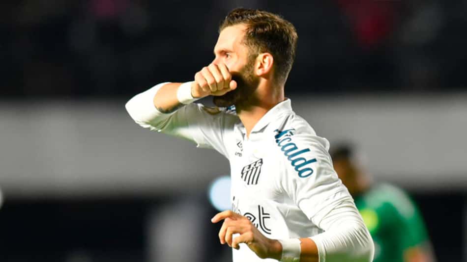 ATUAÇÕES: Leo Baptistão comanda o Santos em goleada sobre o Cuiabá