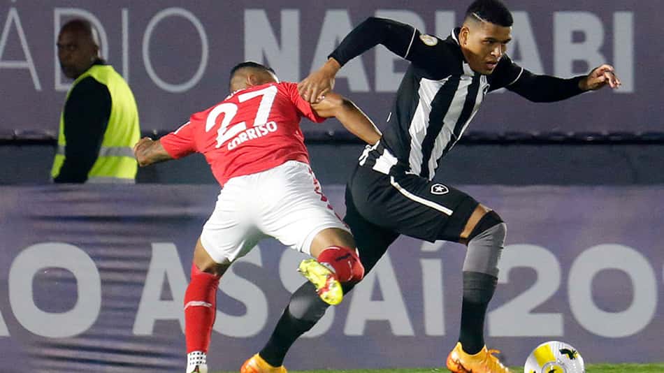 ATUAÇÕES: Vinícius Lopes marca o gol da vitória, e Lucas Fernandes é o jogador mais perigoso do Botafogo; veja as notas