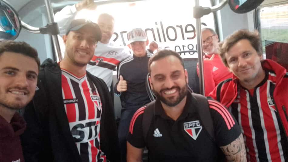 Torcida do São Paulo invade Córdoba para final da Copa Sul-Americana
