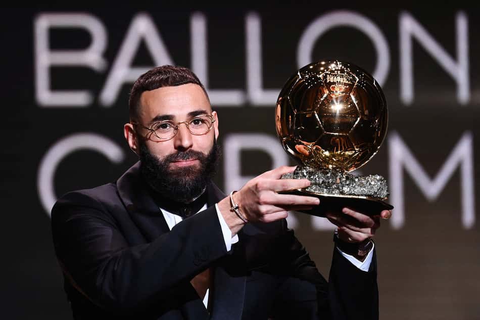 Benzema vai quebrar “maldição”? Bola de Ouro vigente nunca venceu a Copa do Mundo