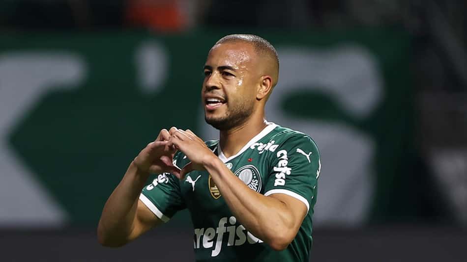 ATUAÇÕES: Lateral ou ponta, Mayke é “super-herói” em nova goleada do Palmeiras