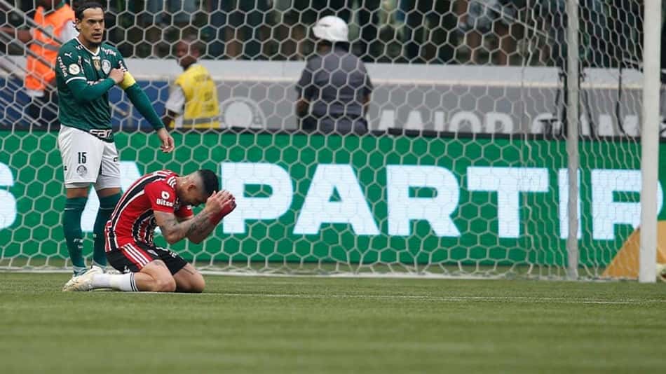 ATUAÇÕES: Felipe Alves sai como herói em dia de empate histórico de um São Paulo com apenas nove em campo