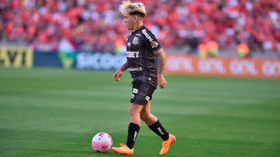 ATUAÇÕES: Soteldo e Luan vão mal em derrota do Santos para o Internacional