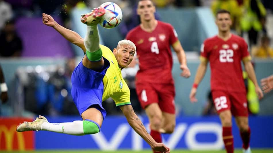 Richarlison decidiu: veja a vitória do Brasil na Copa do Mundo em imagens