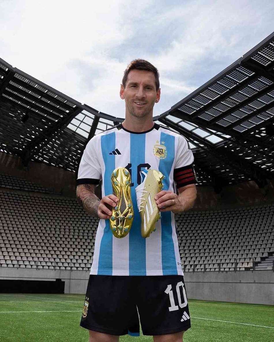 Chuteira Messi Copa do Mundo 2022