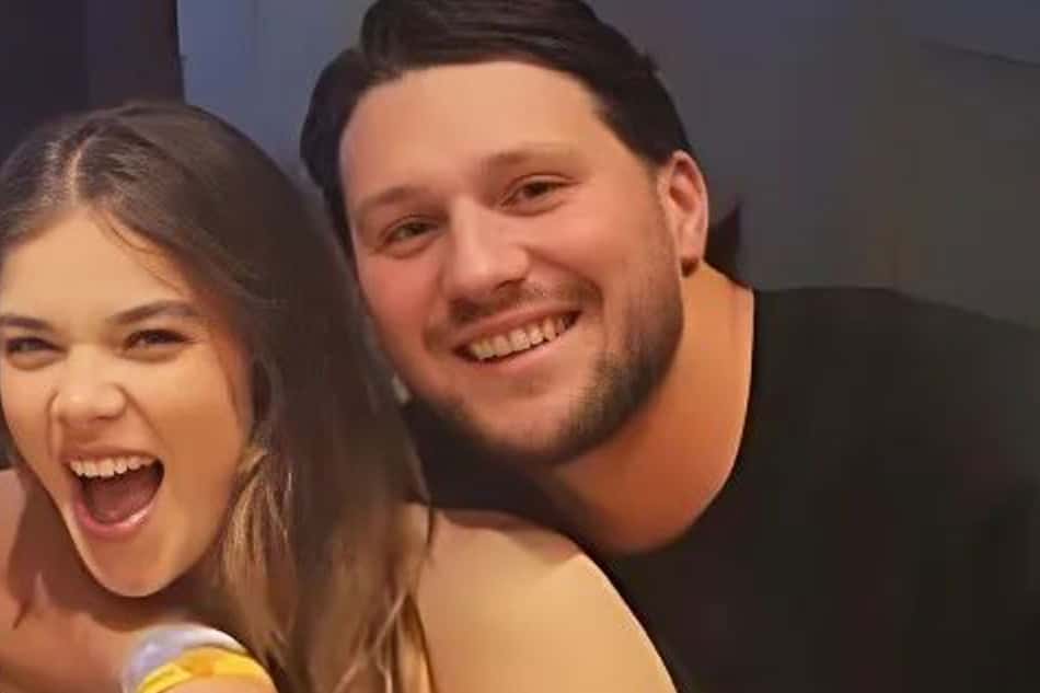 Hailee Steinfeld e Josh Allen