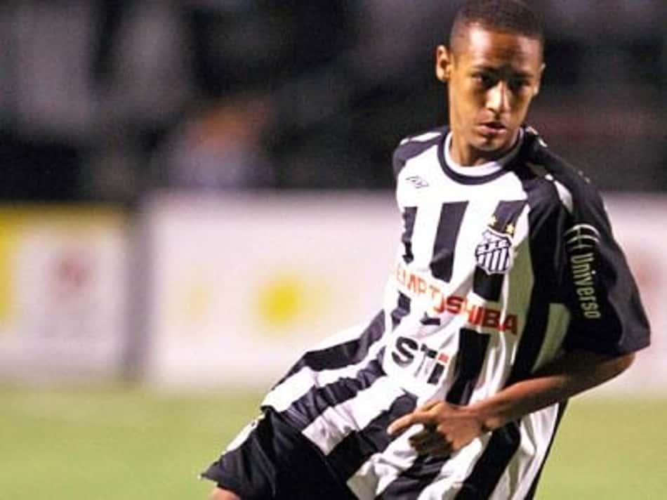 Neymar em estreia pelo Santos no ano de 2009
