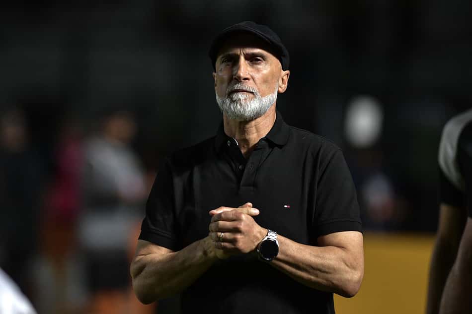 Álvaro Pacheco, técnico do Vasco