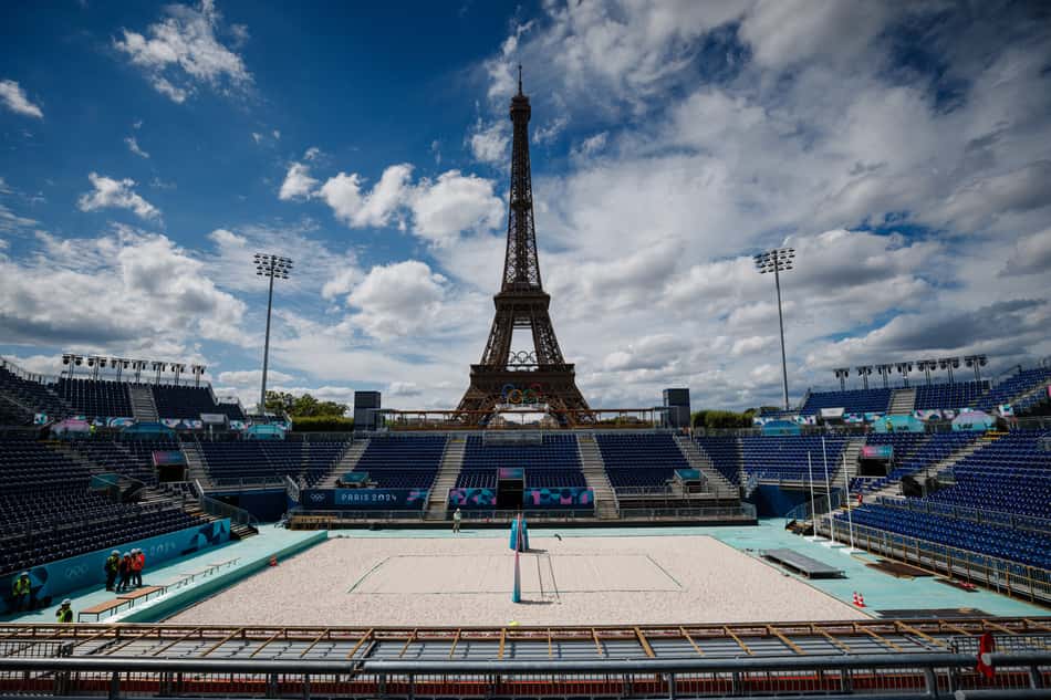 Arena do Campo de Marte e Estádio da Torre Eiffel