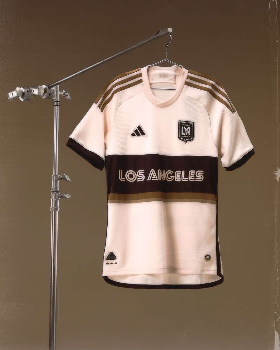 Camisa retrô Los Angeles FC (Foto: Reprodução MLS)