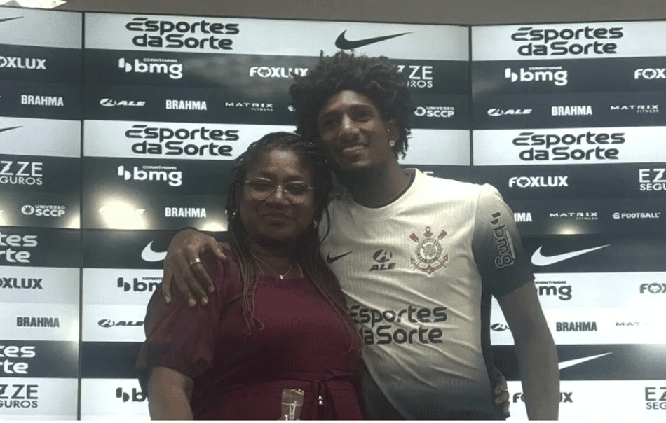 Chegada de Talles Magno: relembre outras contratações do futebol brasileiro na temporada