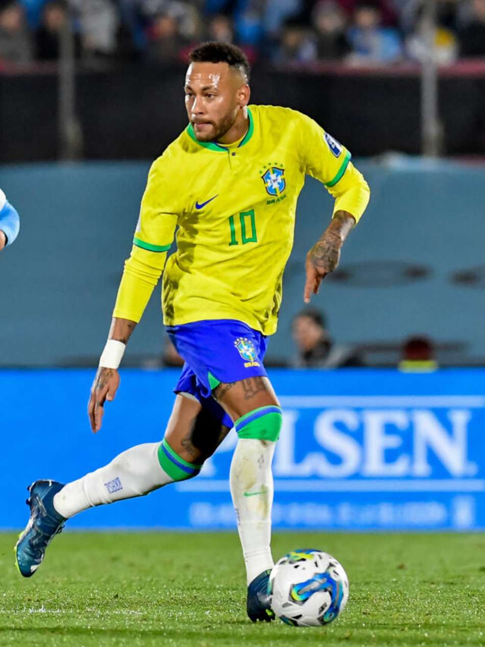 Bloqueio do X: torcedores relembram tuítes hilários de Neymar