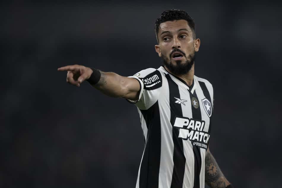 alex-telles-botafogo
