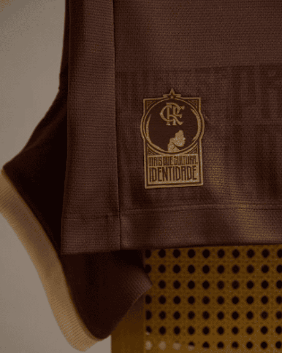 Flamengo apresenta camisa em parceria com Jorge Aragão em apoio à luta antirracista