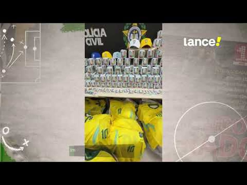 thumbnail MAIS DE 200 MIL FIGURINHAS FALSAS DA COPA DO MUNDO SÃO APREENDIDAS!
