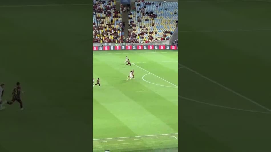 PAQUETÁ CRUZA E JEAN MARCA CONTRA O PRÓPRIO GOL #futebol #flamengo #fyp #shorts #youtube