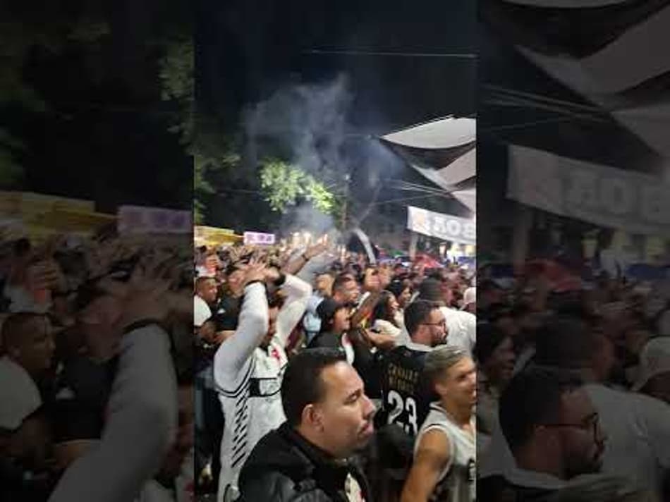 thumbnail TORCIDA DO VASCO COMEMORA GOL ANULADO DO CORINTHIANS!