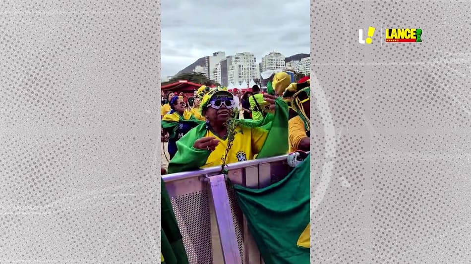 thumbnail Torcedores começam a chegar na Arena Copacabana para assistir ao jogo da Seleção