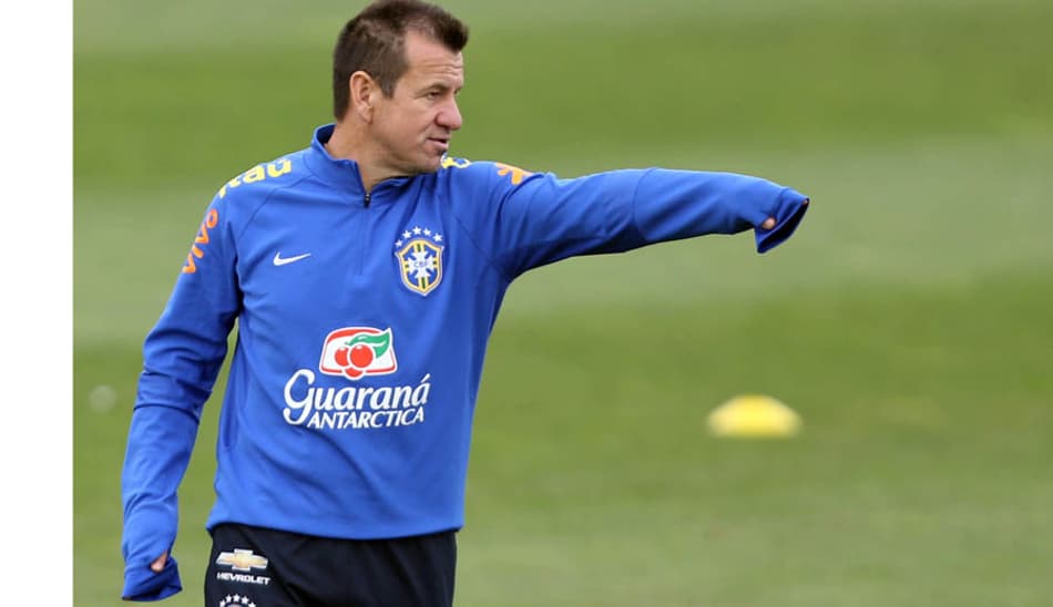 Dunga afirma que Argentina é um jogo à parte: ‘Uma guerra’