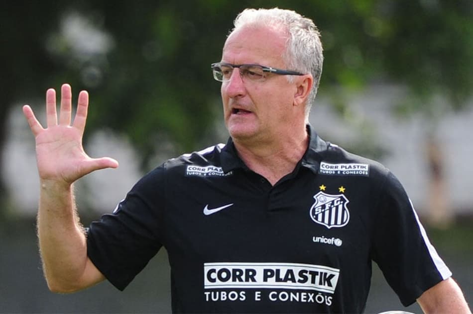 Dorival conta com final para ficar perto do top 10 de técnicos do Santos