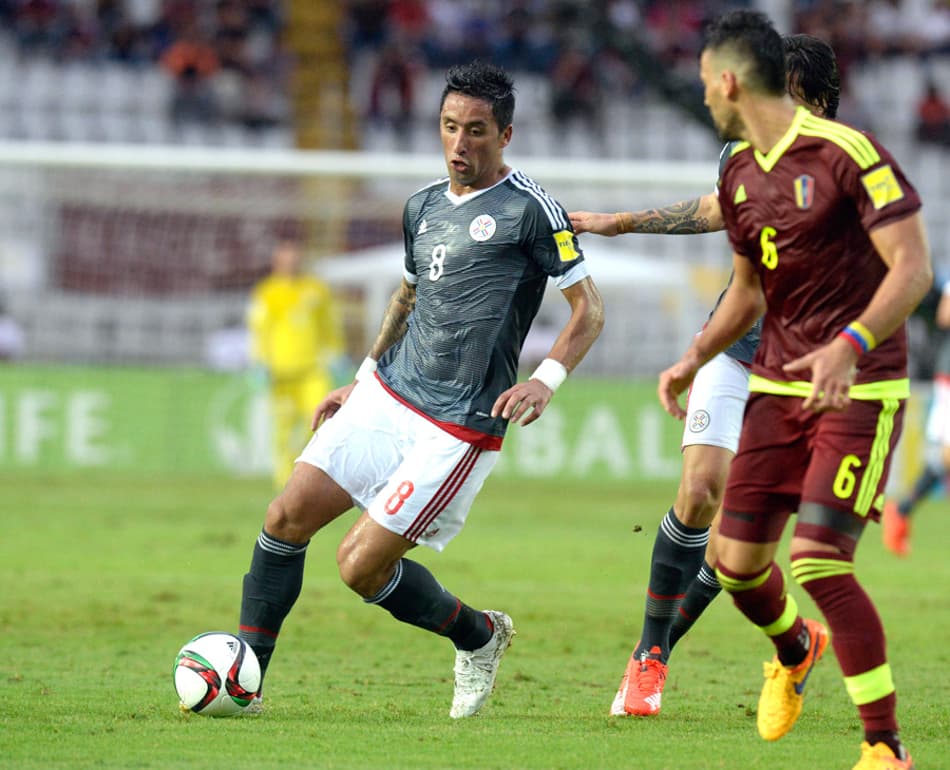 Depois de “sobrevida”, Paraguai recebe Venezuela com chances claras