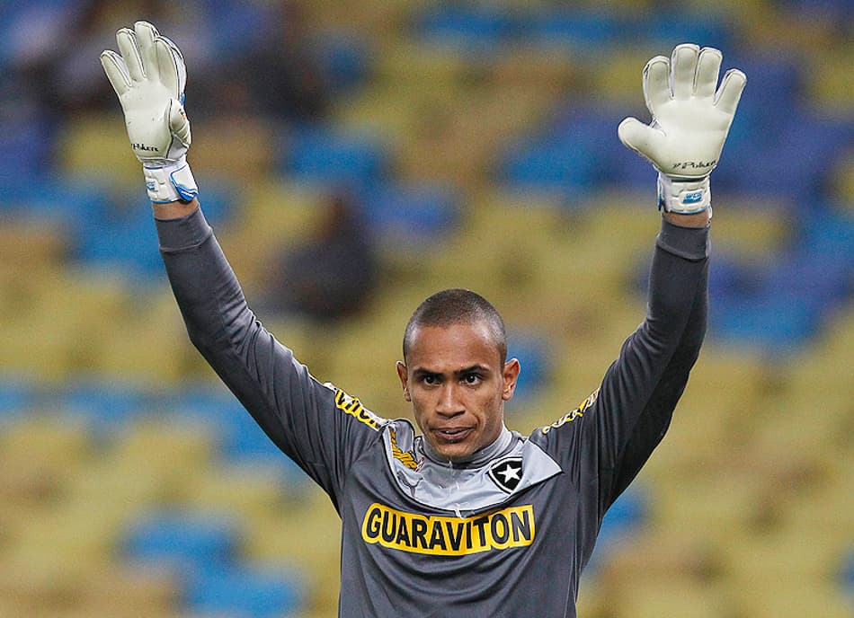 Sem acordo, goleiro Renan deixa o Botafogo
