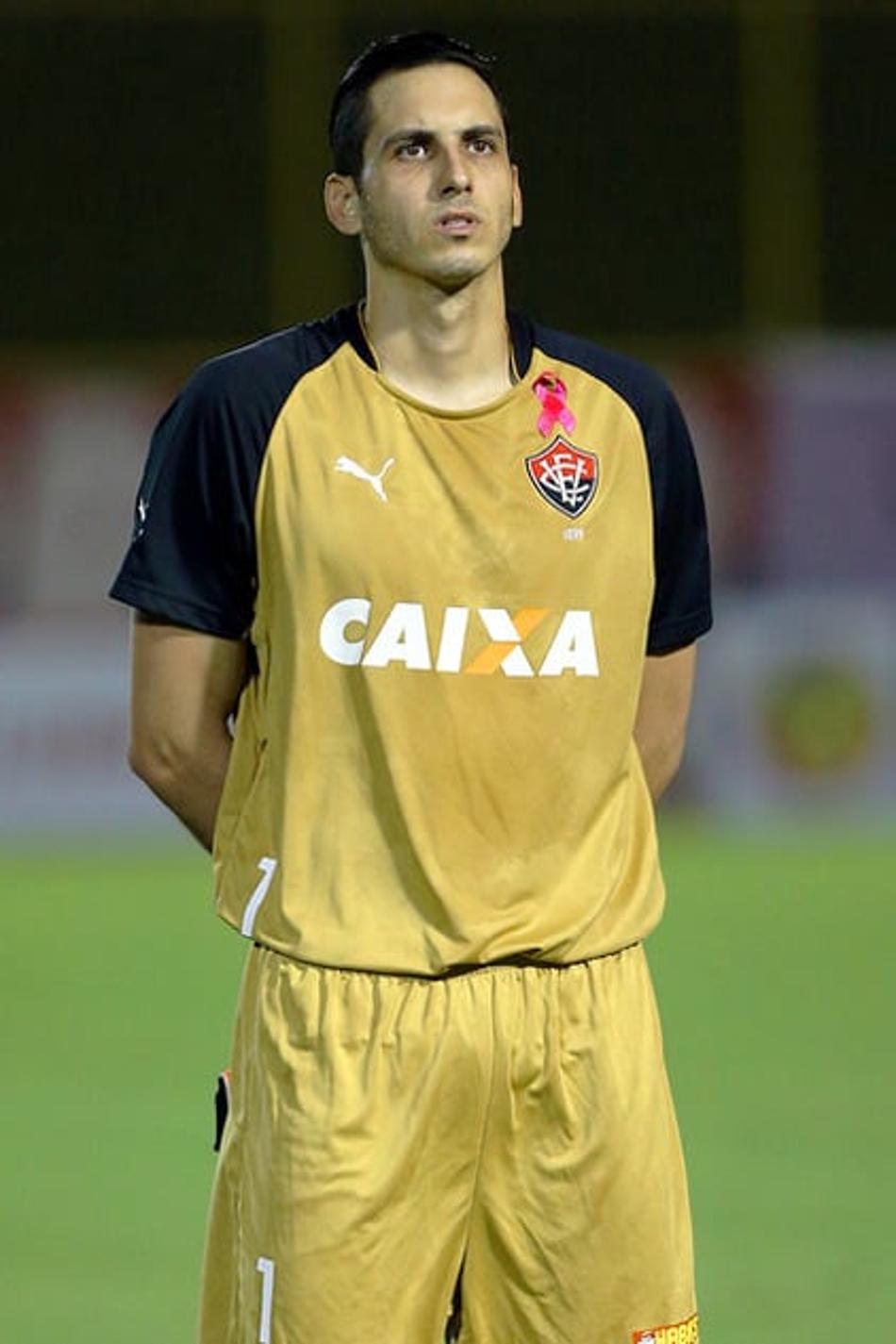 Figueirense anuncia Gatito Fernández para a vaga de Alex Muralha